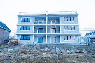 121 Bay St Unit A, Hull, MA 02045
