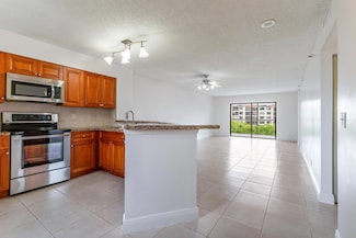 2221 Cypress Island Dr Unit 508, Pompano Beach, FL 33069