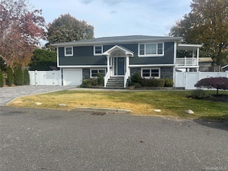 135 N 27th St, Wyandanch, NY 11798