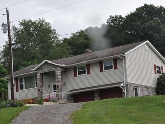 414 W Danville Rd, Chicora, PA 16025