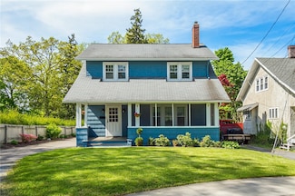20 Delancey Dr, Geneva, NY 14456