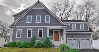 41 Pleasant St, Holliston, MA 01746