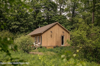 129 Krum Rd, Kerhonkson, NY 12446