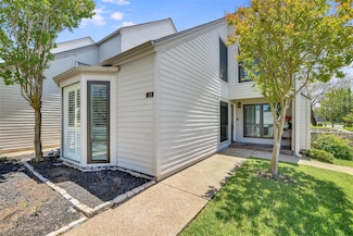 118 World of Tennis Square, Lakeway, TX 78738