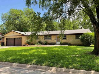 628 S Riverview Ave, Derby, KS 67037