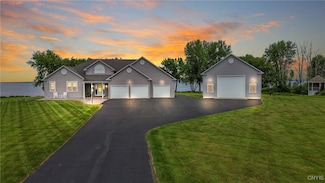 349 Barrett Ln, Bridgeport, NY 13030