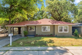 2623 Freebridge St, Redding, CA 96001