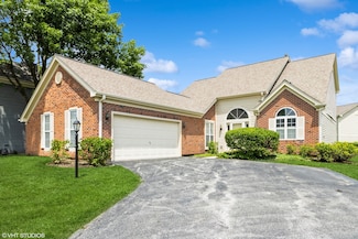 36230 N Old Creek Ct, Gurnee, IL 60031
