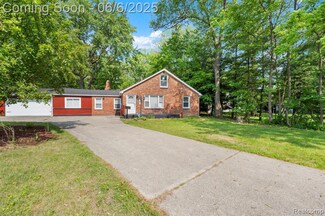 23808 Beierman Ave, Warren, MI 48091