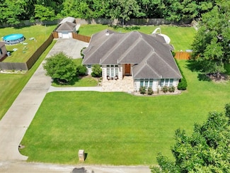 262 Creekwood Dr, Huntington, TX 75949
