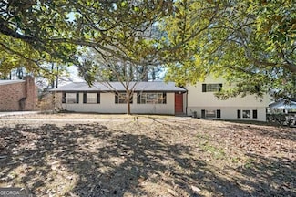 1887 King Charles Rd SW, Atlanta, GA 30331