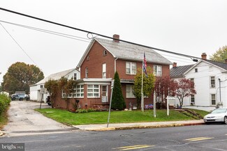 402 S Queen St, Littlestown, PA 17340