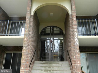 3368 Woodburn Rd Unit 23, Annandale, VA 22003