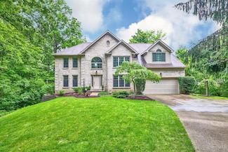 2117 Berkshire Club Dr, Cincinnati, OH 45230
