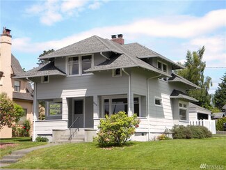 2804 Cornwall Ave, Bellingham, WA 98225