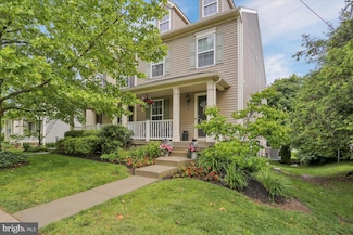 82 W Main St, Elverson, PA 19520