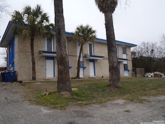 4835 Gus Eckert Rd Unit 2, San Antonio, TX 78240