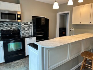 117-119 N Main St, Millbury, MA 01527