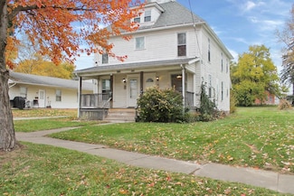 328 W 4th St, Ashland, OH 44805