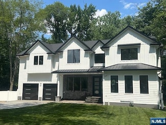142 Ellsworth Terrace, Glen Rock, NJ 07452