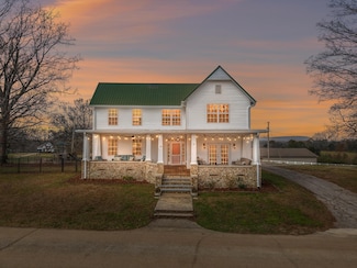 92 Buran Ln, Ringgold, GA 30736