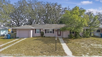 7464 Acorn Cir, Spring Hill, FL 34606