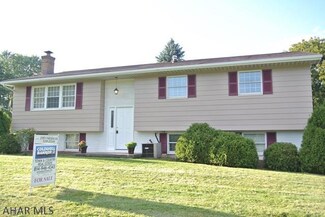 416 Puzzletown Rd, Duncansville, PA 16635