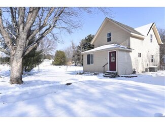 405 Cypress Ave S, Braham, MN 55006