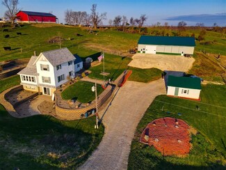 2226 Springville Rd, Springville, IA 52336