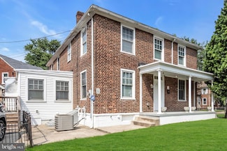 2923 Wasp Rd, Camden, NJ 08104