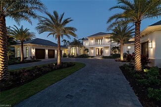 1212 Gordon River Trail, Naples, FL 34105