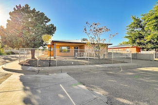 515 S 11th St, Belen, NM 87002