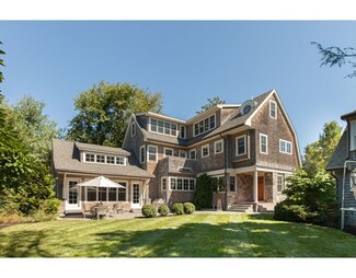86 Pickwick Rd, West Newton, MA 02465