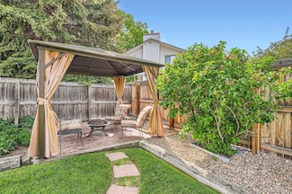 10223 W 77th Dr, Arvada, CO 80005