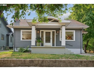 1704 SE Lavender St, Portland, OR 97214