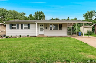 1945 Tahoe Dr, Florissant, MO 63031