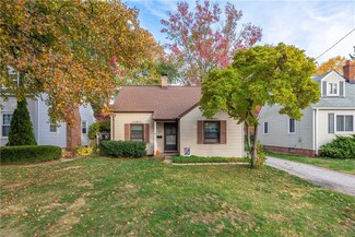 421 Elmwood Rd, Bay Village, OH 44140