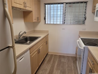 469 Ena Rd Unit 1910, Honolulu, HI 96815