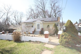 194 Lexington St, Springfield, MA 01104