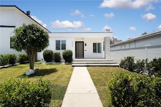 3037 Pacific Ave, Long Beach, CA 90806
