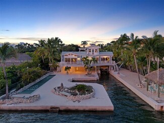 815 E Shore Dr, Summerland Key, FL 33042