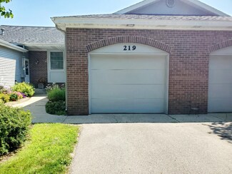 219 Laurelwood Ct SW Unit 83, Grand Rapids, MI 49548
