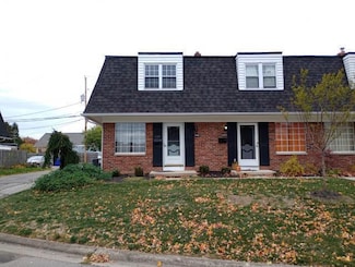 4465 Folkestone Ct S Unit 2-B, Columbus, OH 43220