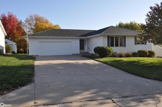 502 Southgate Rd, Carroll, IA 51401