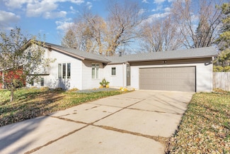 1809 Truman Ct, Northfield, MN 55057