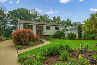 1019 Norton Dr, Mars, PA 16046