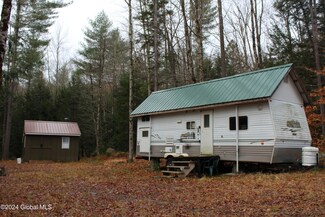 235 Barlow Rd, Bleecker, NY 12078