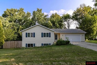 206 206 Nw Main St, Mapleton, MN 56065