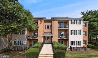 18336 Streamside Dr Unit 303, Gaithersburg, MD 20879