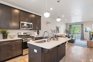 1940 S 200 W Unit 11, Bountiful, UT 84010